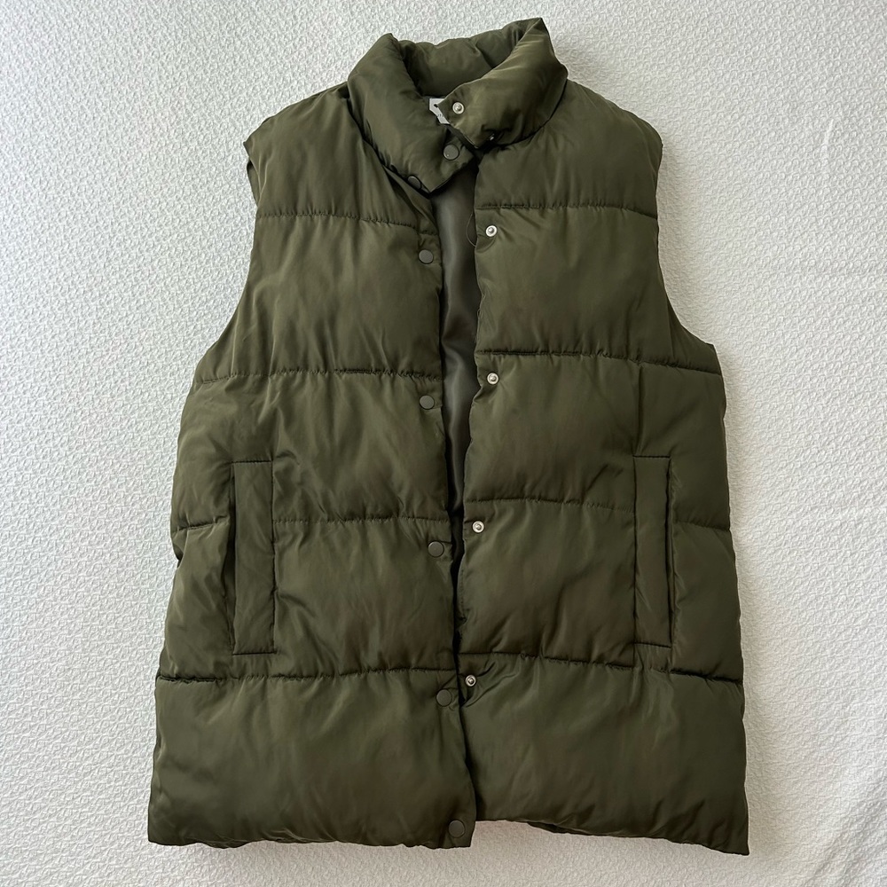 Women’s Puffer Vest